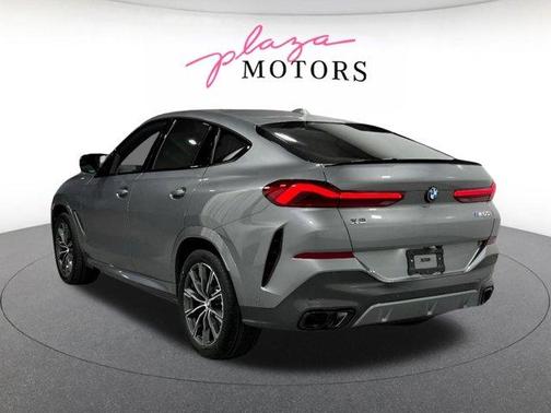 Gray Metallic 2026 BMW X6 M60i