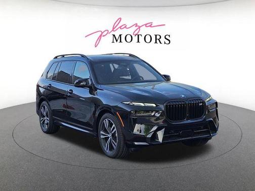 Black Sapphire Metallic 2026 BMW X7 M60i
