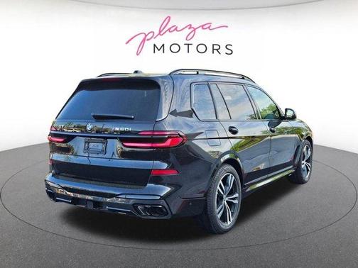 Black Sapphire Metallic 2026 BMW X7 M60i