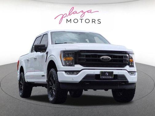 Oxford White 2023 Ford F-150 XLT