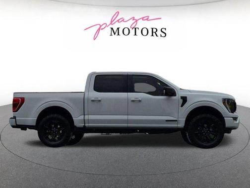 Oxford White 2023 Ford F-150 XLT