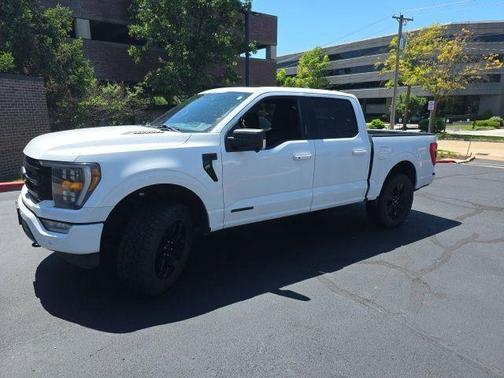 Oxford White 2023 Ford F-150 XLT