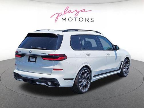 300 2027 BMW X7 xDrive40i