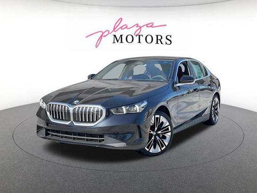Black Sapphire Metallic 2025 BMW 530 i xDrive