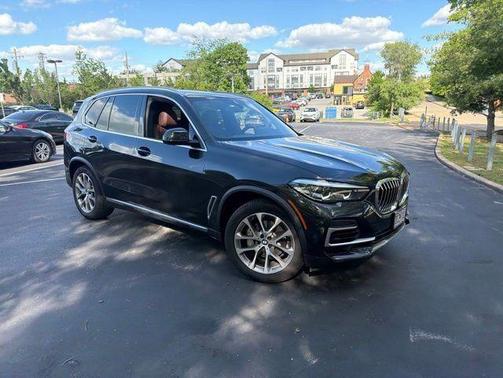 Black Sapphire Metallic 2023 BMW X5 xDrive40i