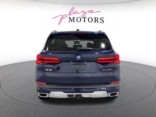 Tanzanite Blue II Metallic 2026 BMW X5 PHEV xDrive50e
