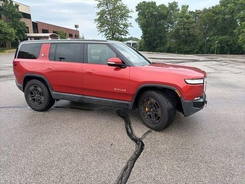 Red Canyon 2023 Rivian R1S Launch Edition