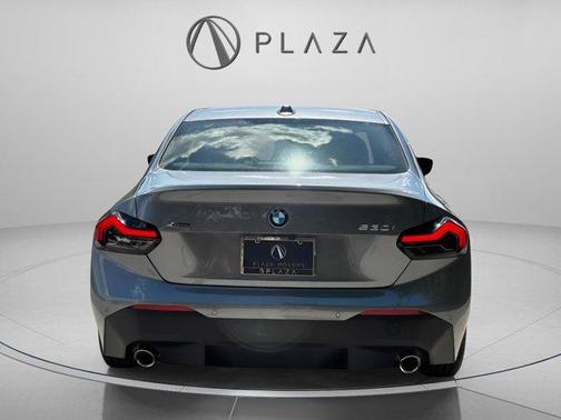 2025 BMW 230 i xDrive