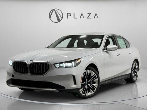Mineral White Metallic 2026 BMW 530 i xDrive