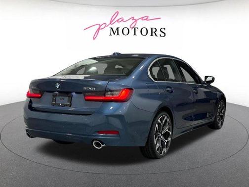 Arctic Race Blue Metallic 2026 BMW 330 I XDrive NA