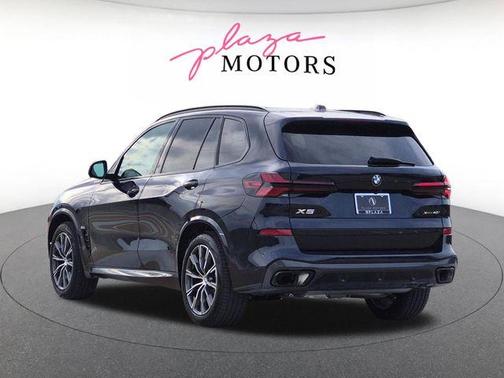 Carbon Black Metallic 2026 BMW X5 xDrive40i