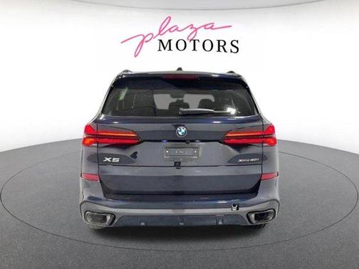 Carbon Black Metallic 2026 BMW X5 xDrive40i