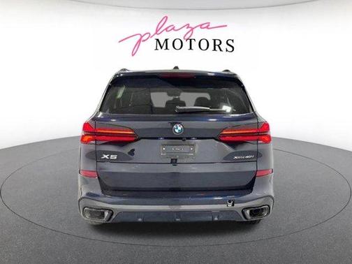 Carbon Black Metallic 2026 BMW X5 xDrive40i