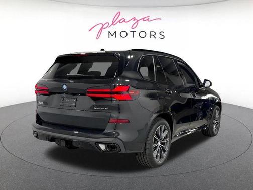 Black Sapphire Metallic 2026 BMW X5 PHEV xDrive50e
