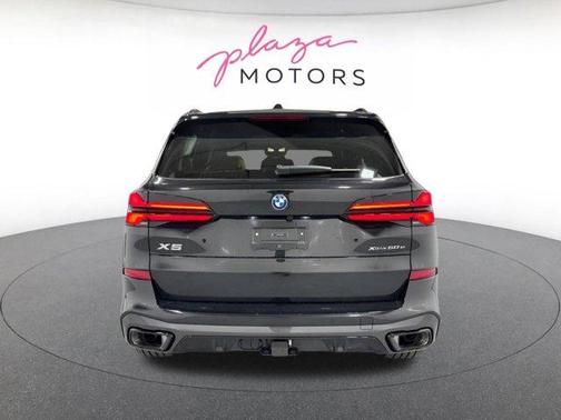 Black Sapphire Metallic 2026 BMW X5 PHEV xDrive50e