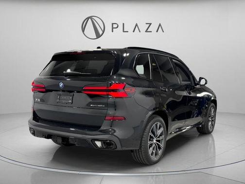 Black Sapphire Metallic 2026 BMW X5 PHEV xDrive50e