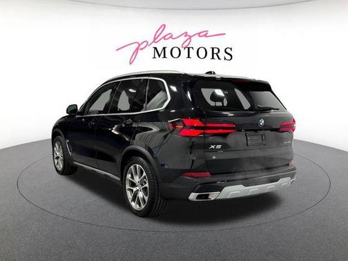 2025 BMW X5 xDrive40i