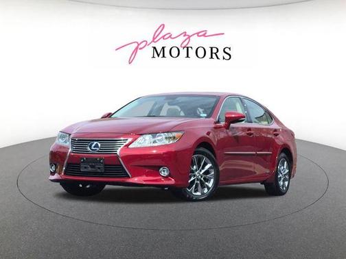 Matador Red Mica 2015 Lexus ES 300h Base