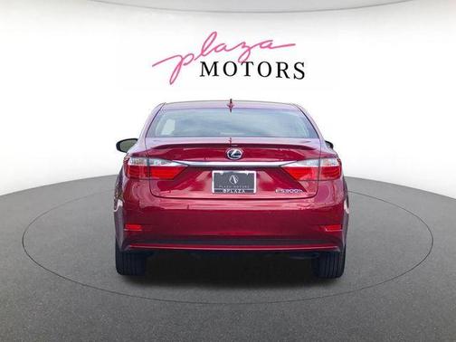 Matador Red Mica 2015 Lexus ES 300h Base