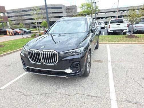 Black Sapphire Metallic 2022 BMW X7 xDrive40i