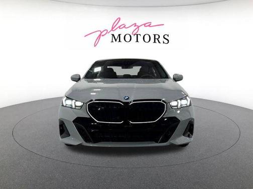 Gray Metallic 2026 BMW 550e xDrive