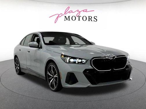 Gray Metallic 2026 BMW 550e xDrive