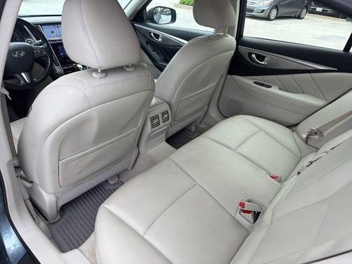 2015 INFINITI Q50 Premium