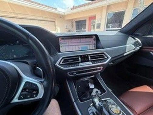 Arctic Gray Metallic 2022 BMW X5 M50i