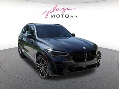 Arctic Gray Metallic 2022 BMW X5 M50i