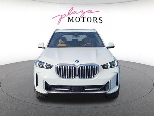 Alpine White 2026 BMW X5 PHEV xDrive50e