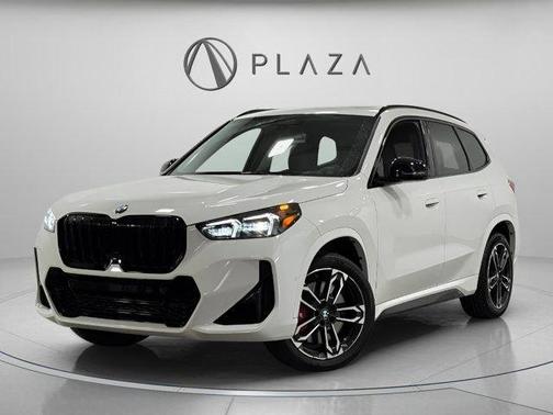 Alpine White 2024 BMW X1 xDrive28i