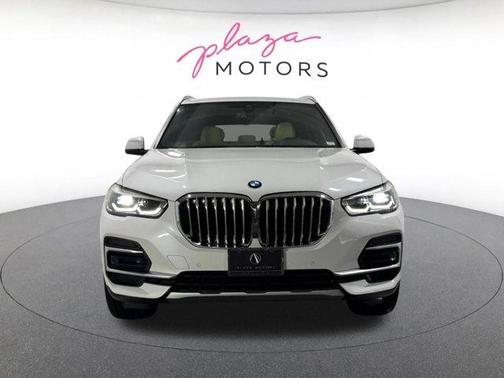 Mineral White Metallic 2022 BMW X5 xDrive40i