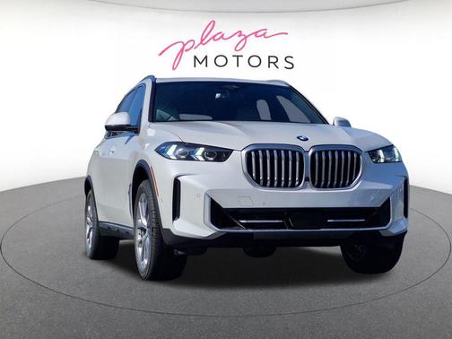 Mineral White Metallic 2026 BMW X5 xDrive40i