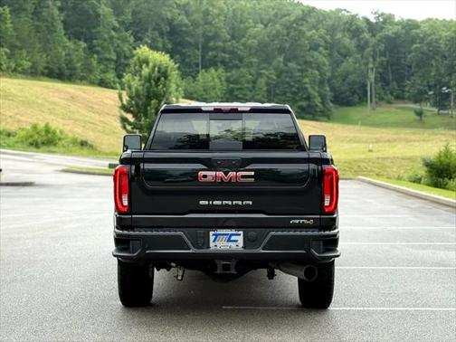 2022 GMC Sierra 2500 AT4