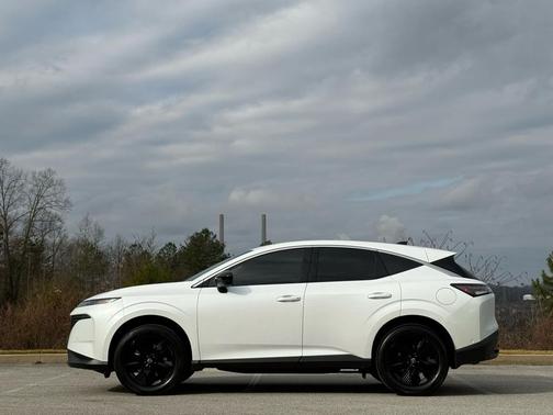 2025 Nissan Murano SV