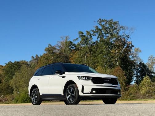 2023 Kia Sorento EX