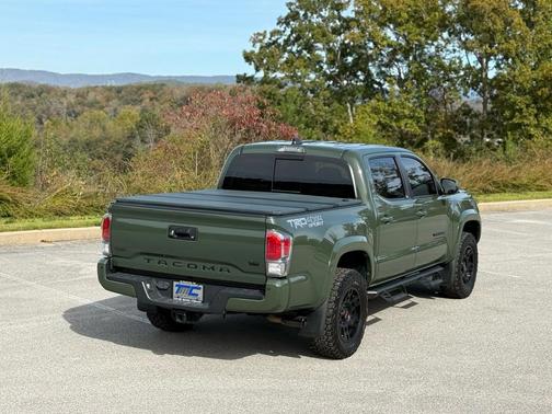 2021 Toyota Tacoma TRD Sport