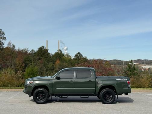2021 Toyota Tacoma TRD Sport