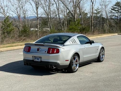 2010 Ford Mustang Base