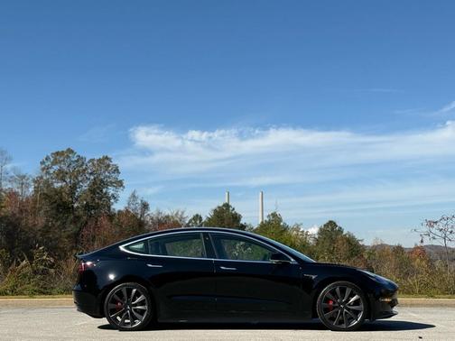 2020 Tesla Model 3 Performance