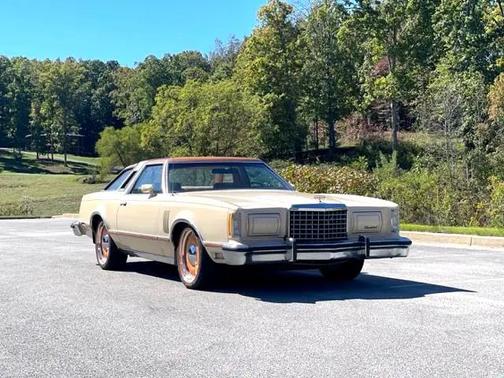 1977 Ford Thunderbird Base