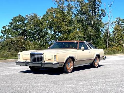 1977 Ford Thunderbird Base