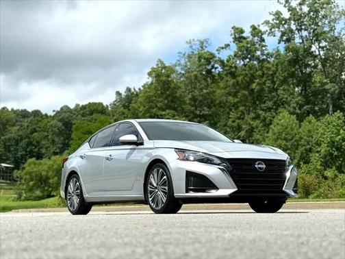 2024 Nissan Altima 2.5 SL