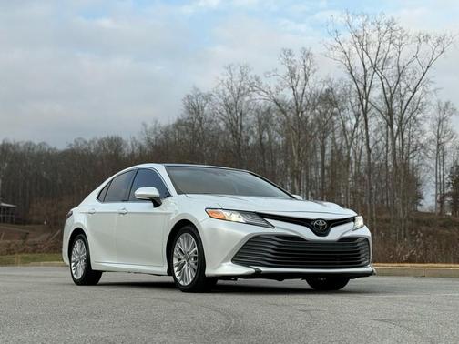 2020 Toyota Camry XLE