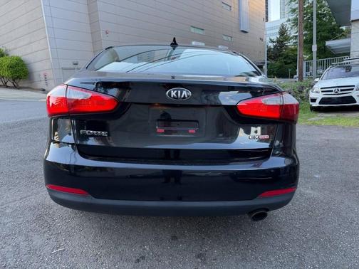 Aurora Black 2014 Kia Forte EX