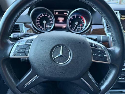 Black 2015 Mercedes-Benz M-Class 4MATIC