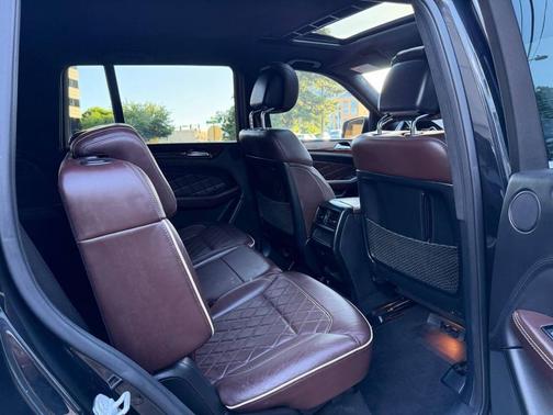 Jet Black 2016 Mercedes-Benz GL-Class 4MATIC