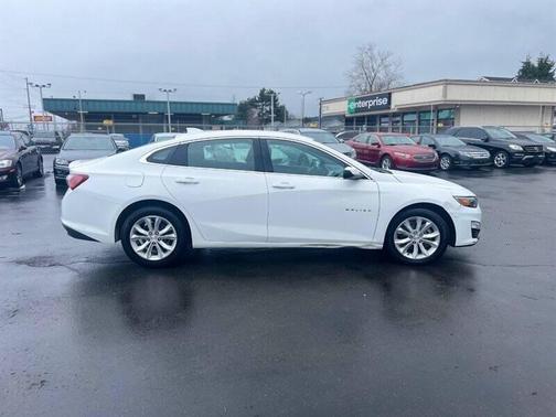 Summit White 2020 Chevrolet Malibu FWD LT