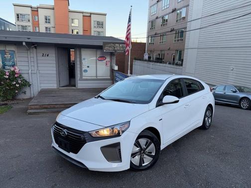 Ceramic White 2019 Hyundai IONIQ Hybrid Blue
