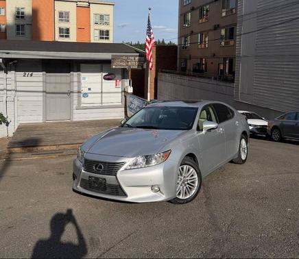 Silver Lining Metallic 2015 Lexus ES 350 Base